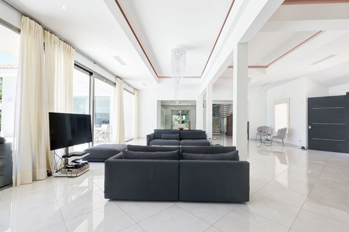 Image No.24-5 Bed Villa for sale