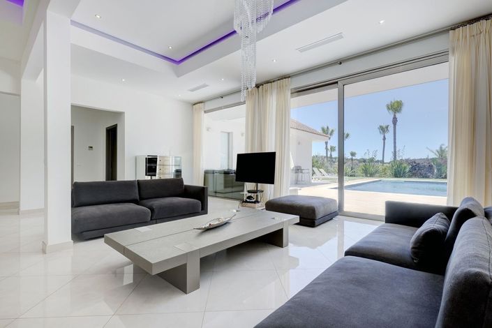 Image No.26-5 Bed Villa for sale