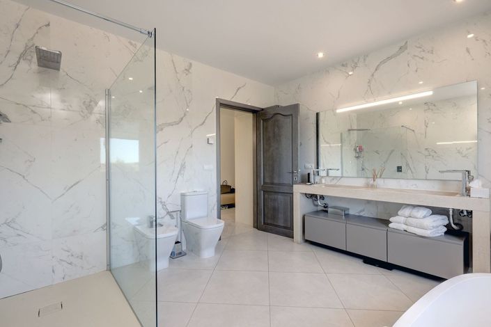 Image No.30-5 Bed Villa for sale