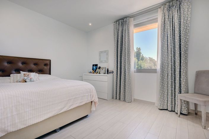 Image No.32-5 Bed Villa for sale