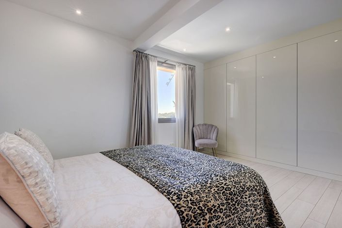 Image No.38-5 Bed Villa for sale