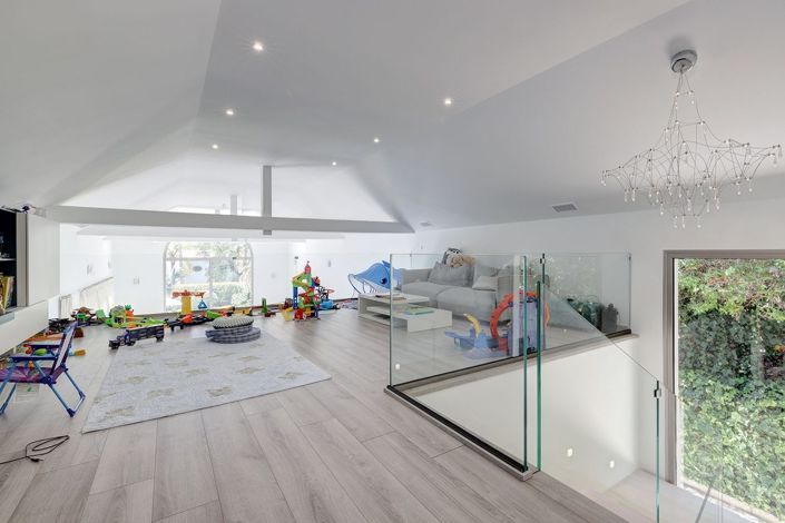 Image No.48-5 Bed Villa for sale