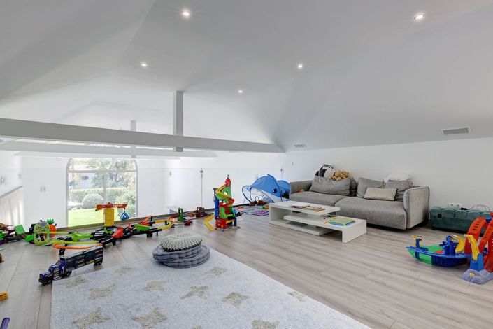 Image No.49-5 Bed Villa for sale