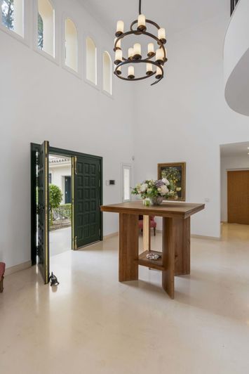 Image No.21-7 Bed Villa for sale