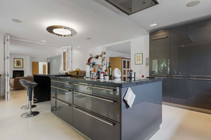 Image No.24-7 Bed Villa for sale