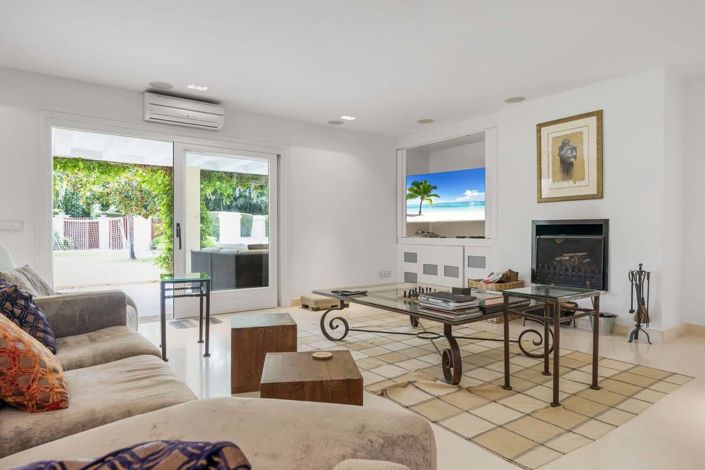 Image No.31-7 Bed Villa for sale