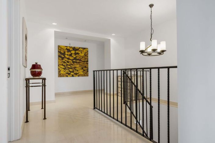 Image No.38-7 Bed Villa for sale