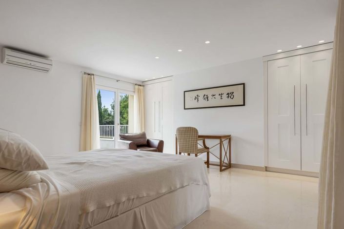 Image No.42-7 Bed Villa for sale