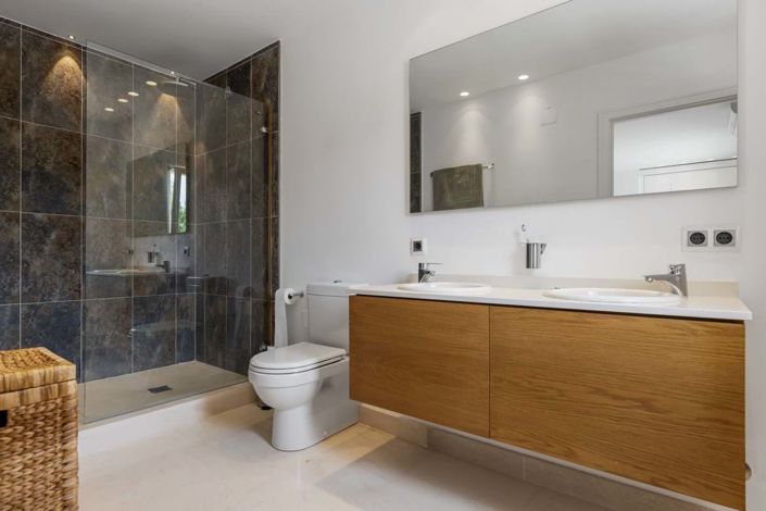 Image No.46-7 Bed Villa for sale