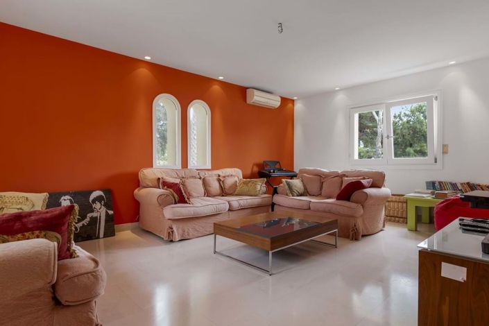 Image No.51-7 Bed Villa for sale