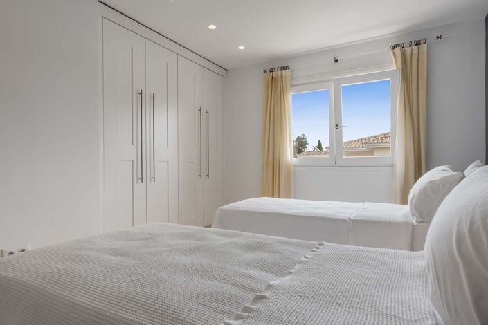 Image No.56-7 Bed Villa for sale