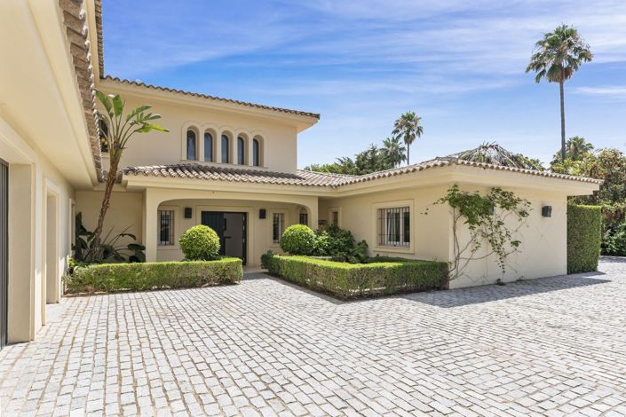 Image No.6-7 Bed Villa for sale