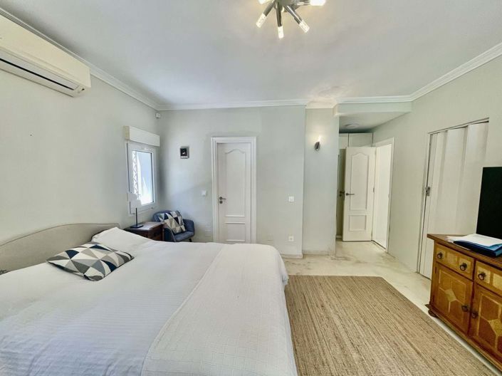 Image No.19-5 Bed Villa for sale