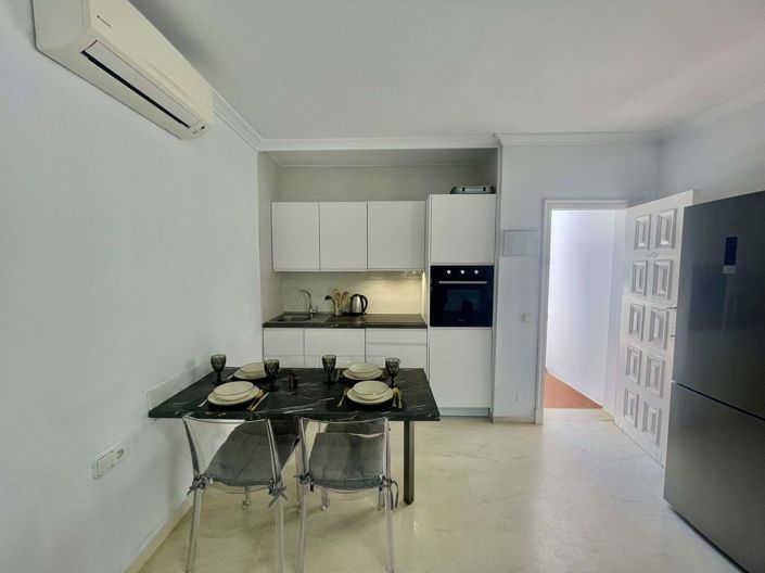 Image No.38-5 Bed Villa for sale