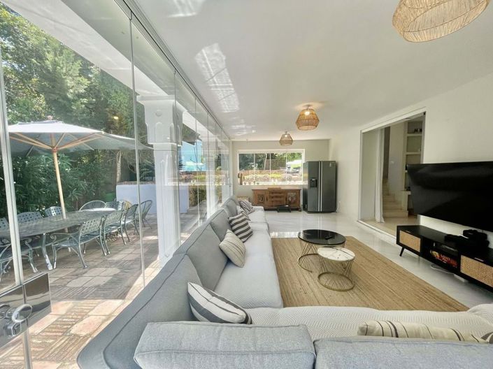 Image No.7-5 Bed Villa for sale