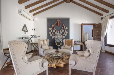 1447-612497-78d1f4f8b6655591b02d22fabb36a692d