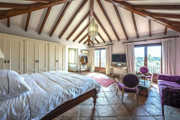 Image No.18-5 Bed Villa for sale