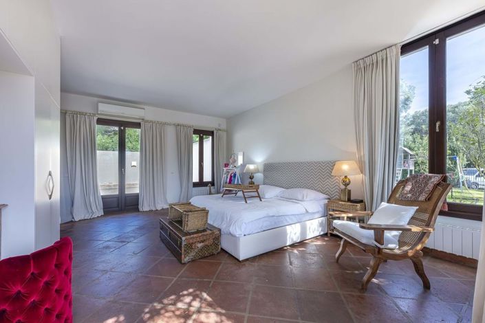 Image No.20-5 Bed Villa for sale