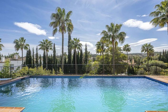 Image No.3-5 Bed Villa for sale
