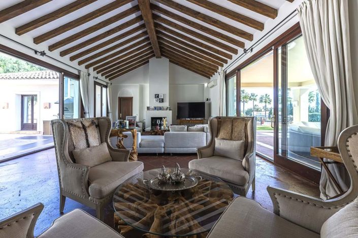 Image No.9-5 Bed Villa for sale