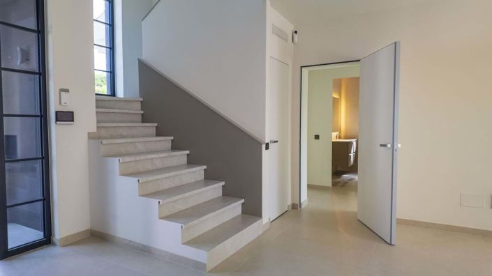 Image No.23-3 Bed Villa for sale