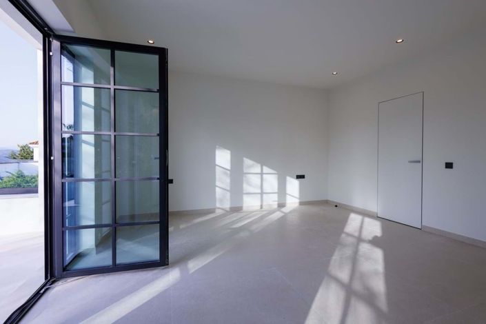 Image No.28-3 Bed Villa for sale