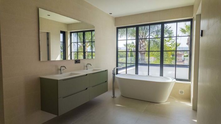 Image No.6-3 Bed Villa for sale