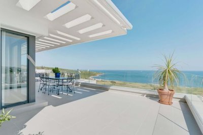 1447-633475-78d1f4f8b6655591b02d22fabb36a692d