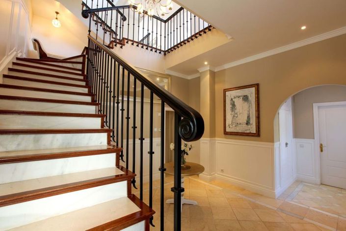 Image No.14-7 Bed Villa for sale