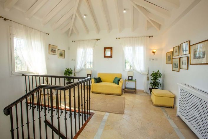 Image No.15-7 Bed Villa for sale