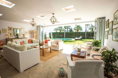 1447-525823-78d1f4f8b6655591b02d22fabb36a692d