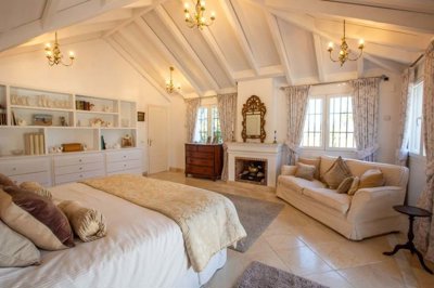 1447-525823-78d1f4f8b6655591b02d22fabb36a692d