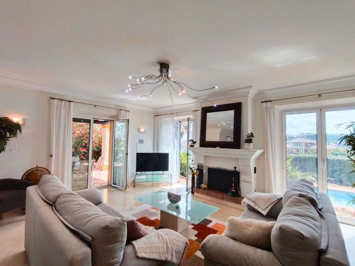 Image No.5-3 Bed Villa for sale