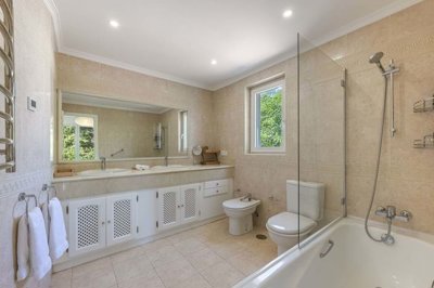 1447-645333-78d1f4f8b6655591b02d22fabb36a692d