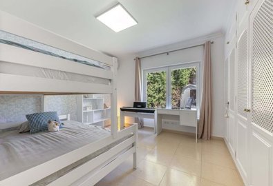 1447-645333-78d1f4f8b6655591b02d22fabb36a692d