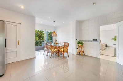 1447-647884-78d1f4f8b6655591b02d22fabb36a692d