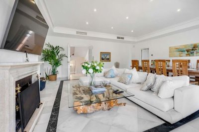 1447-647884-78d1f4f8b6655591b02d22fabb36a692d