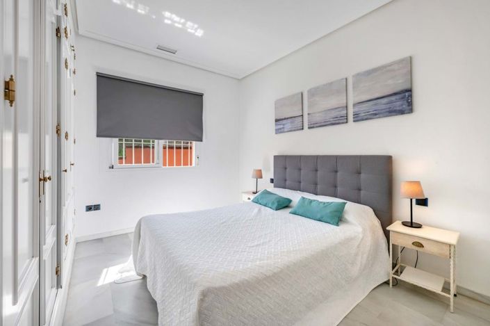 Image No.25-5 Bed Villa for sale