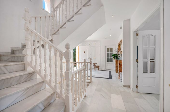 Image No.29-5 Bed Villa for sale