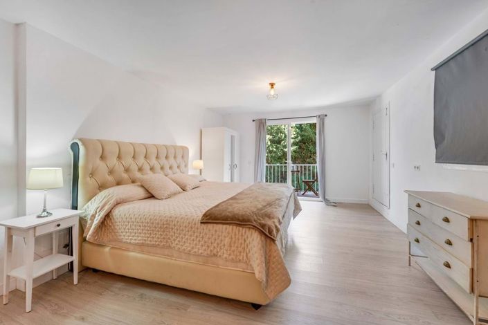 Image No.37-5 Bed Villa for sale