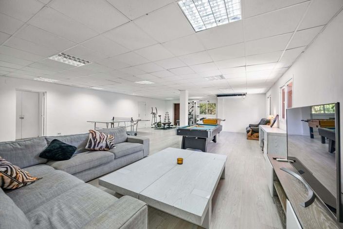 Image No.40-5 Bed Villa for sale