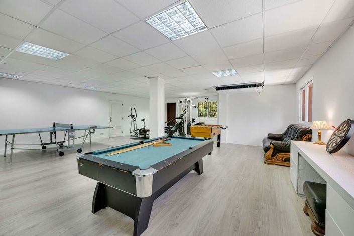 Image No.41-5 Bed Villa for sale