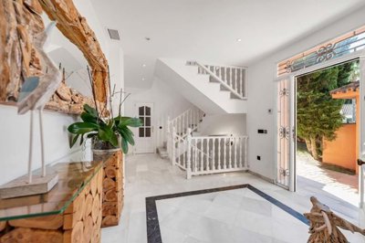 1447-647884-78d1f4f8b6655591b02d22fabb36a692d