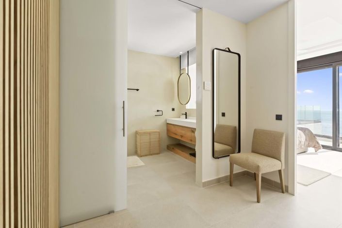 Image No.20-4 Bed Villa for sale