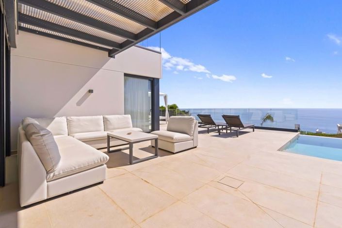 Image No.25-4 Bed Villa for sale