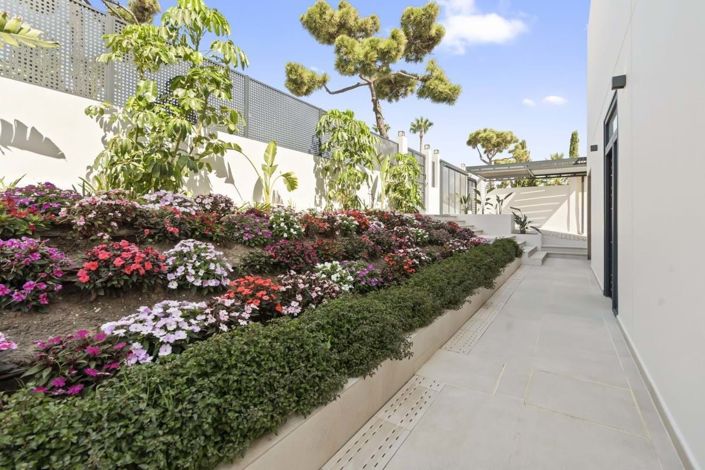 Image No.34-4 Bed Villa for sale