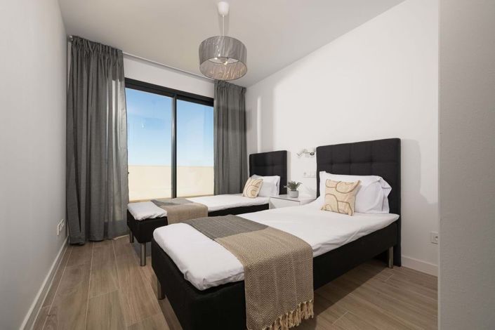 Image No.14-4 Bed Apartment for sale