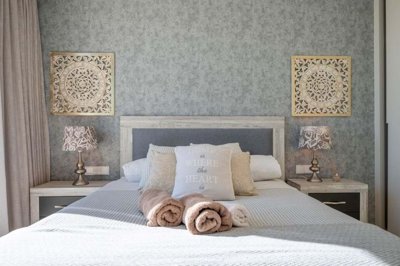 1447-651802-78d1f4f8b6655591b02d22fabb36a692d