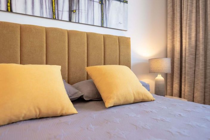 Image No.21-4 Bed Townhouse for sale