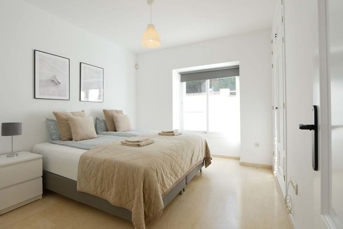 Image No.16-6 Bed Villa for sale